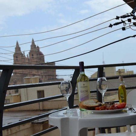 Mellieha Town Centre Bright & Spacious 3 Bedroom Apartment Eksteriør billede