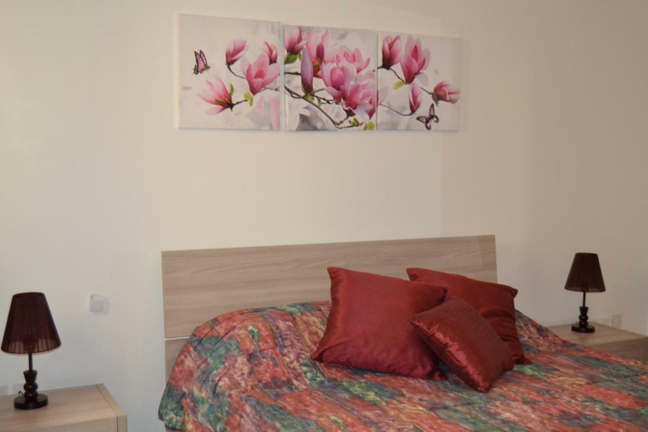 Mellieha Town Centre Bright & Spacious 3 Bedroom Apartment Eksteriør billede