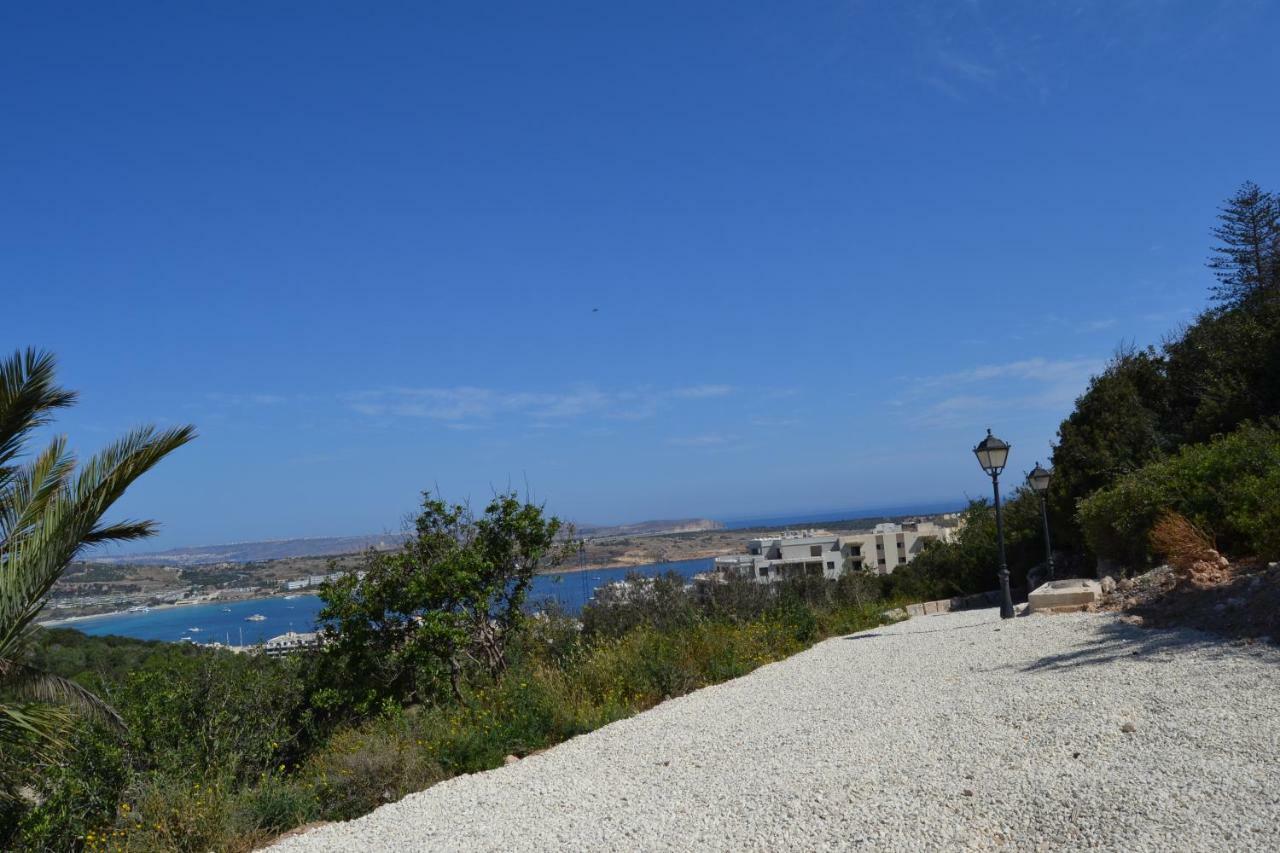 Mellieha Town Centre Bright & Spacious 3 Bedroom Apartment Eksteriør billede