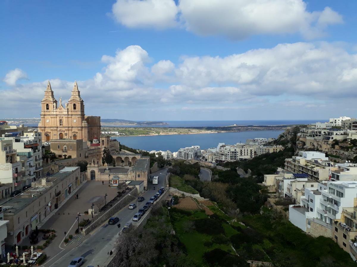 Mellieha Town Centre Bright & Spacious 3 Bedroom Apartment Eksteriør billede
